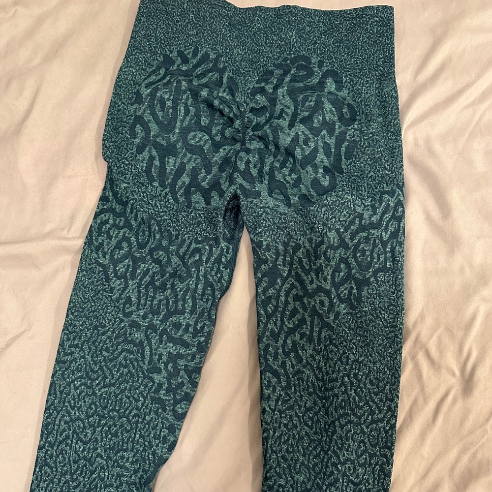 Gymshark leggings and top